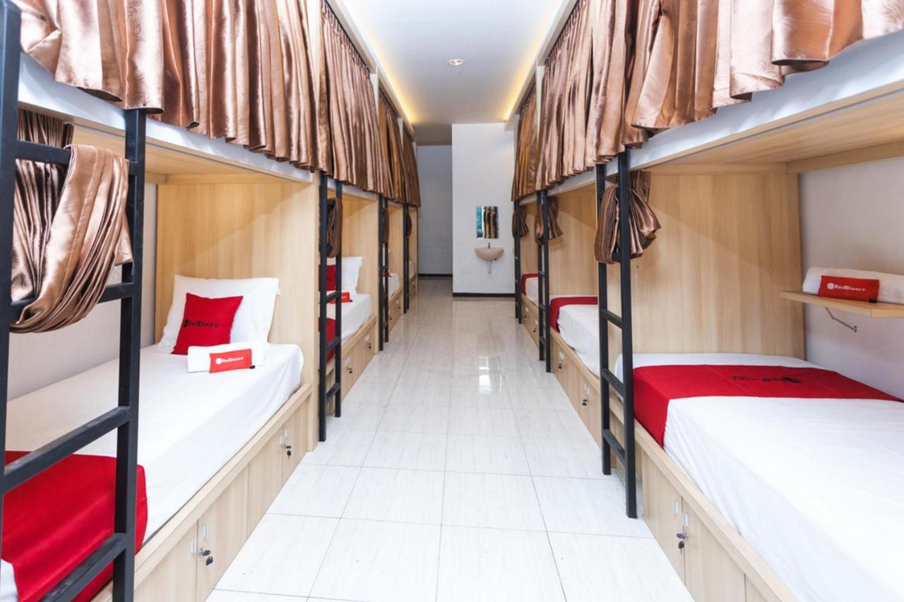 Reddoorz Hostel @ Malang City Center 2 エクステリア 写真