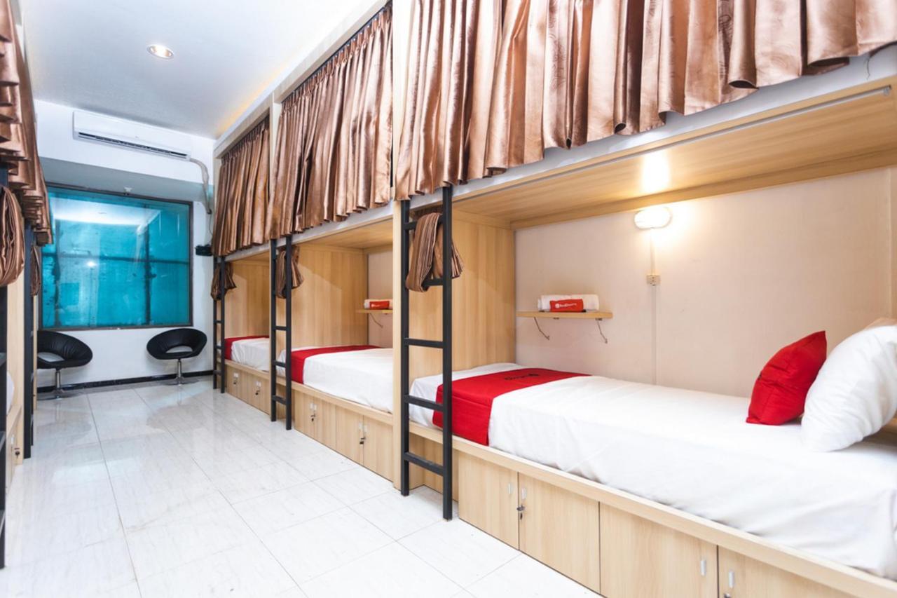 Reddoorz Hostel @ Malang City Center 2 エクステリア 写真
